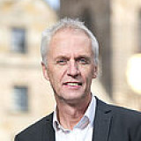 Dekan Jörg Sichelstiel